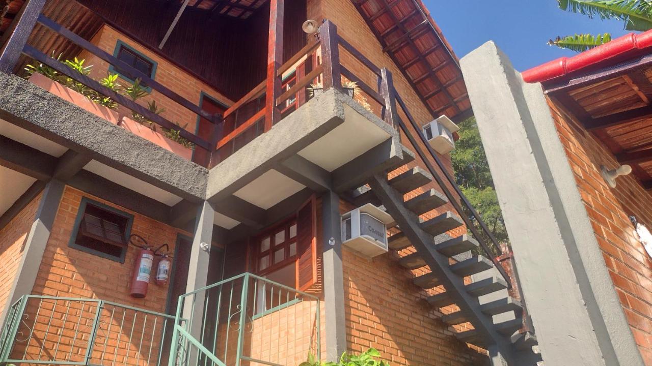 Pousada Vale Das Palmeiras Vassouras Exterior photo