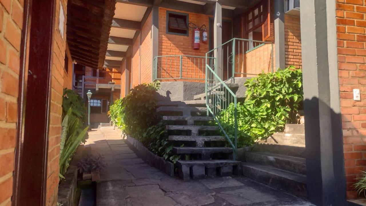 Pousada Vale Das Palmeiras Vassouras Exterior photo